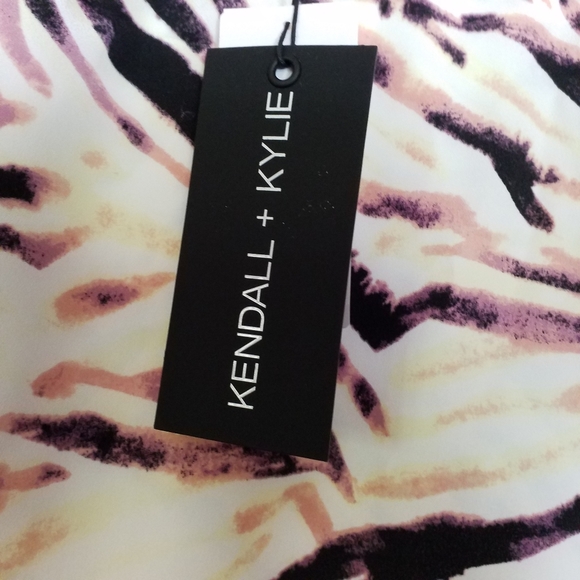 KENDALL & KYLIE Patterned Skirt. Nature, Watercolor, Abstract Inspired. NEW NWT - Picture 14 of 14